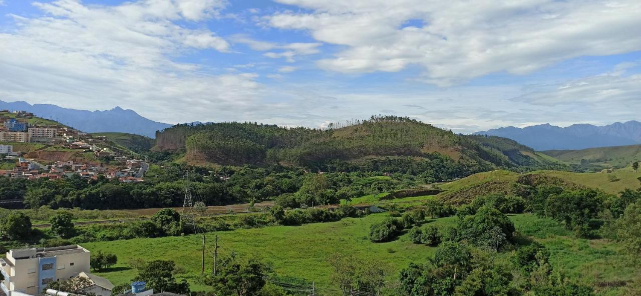 Hotel Pousada Familia De Nazare Cachoeira Paulista Exteriör bild