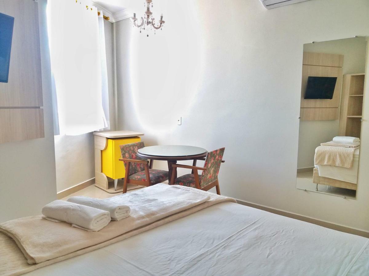 Hotel Pousada Familia De Nazare Cachoeira Paulista Exteriör bild