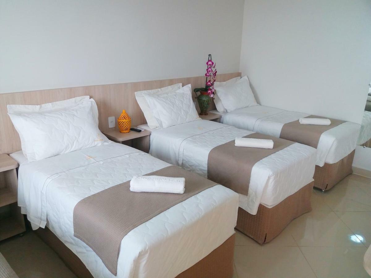 Hotel Pousada Familia De Nazare Cachoeira Paulista Exteriör bild